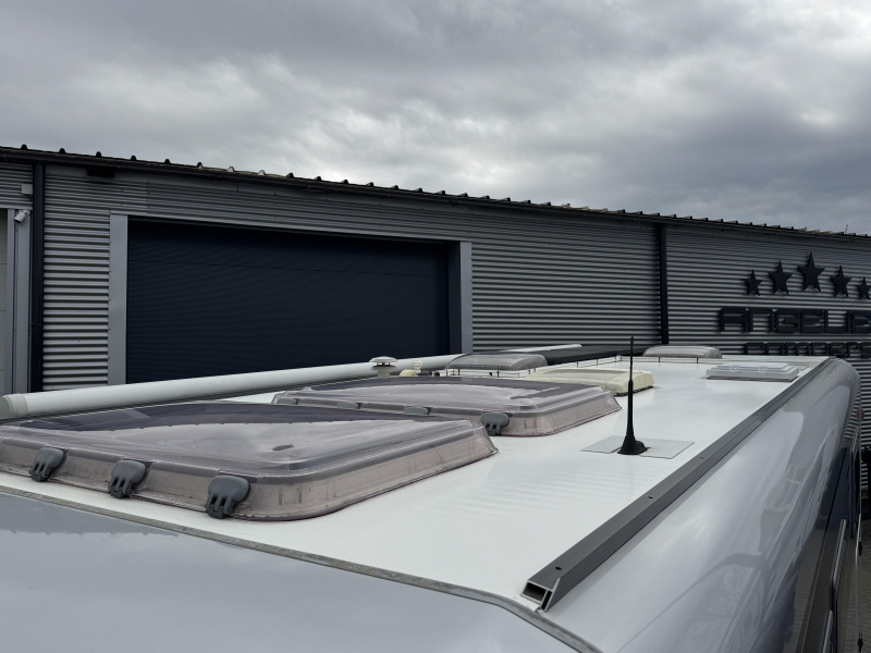 Carthago Chic C-Line I 5.0 QB Queensbed- Mercedes  foto: 17