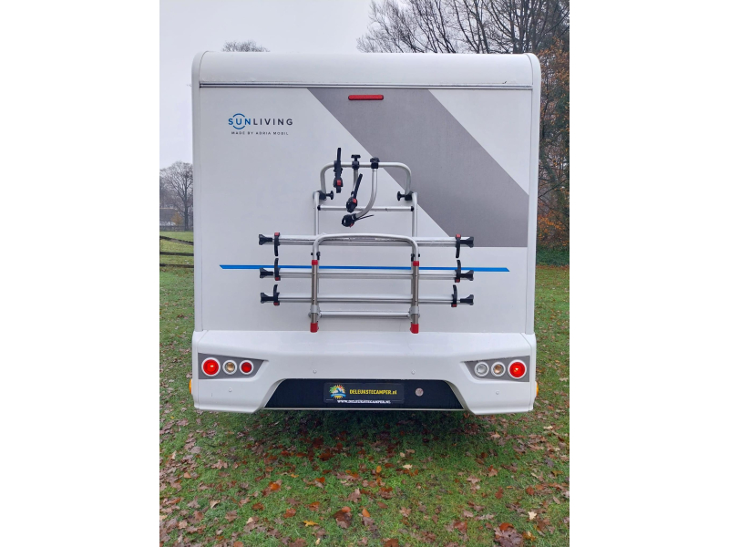 Sun Living S 70 SL 5 pers. en maar 65150 km  foto: 21