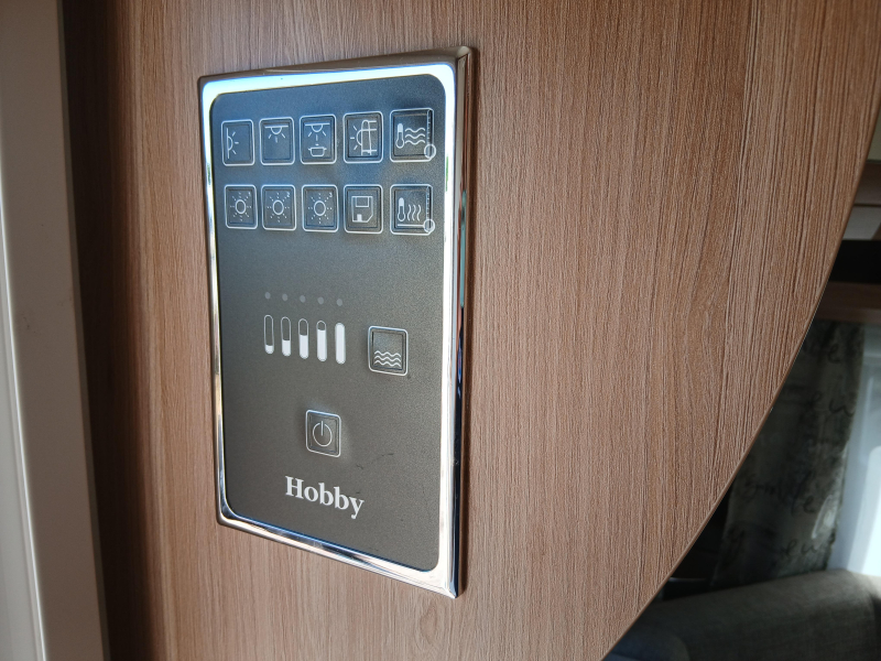 Hobby De Luxe 460 UFE  foto: 12