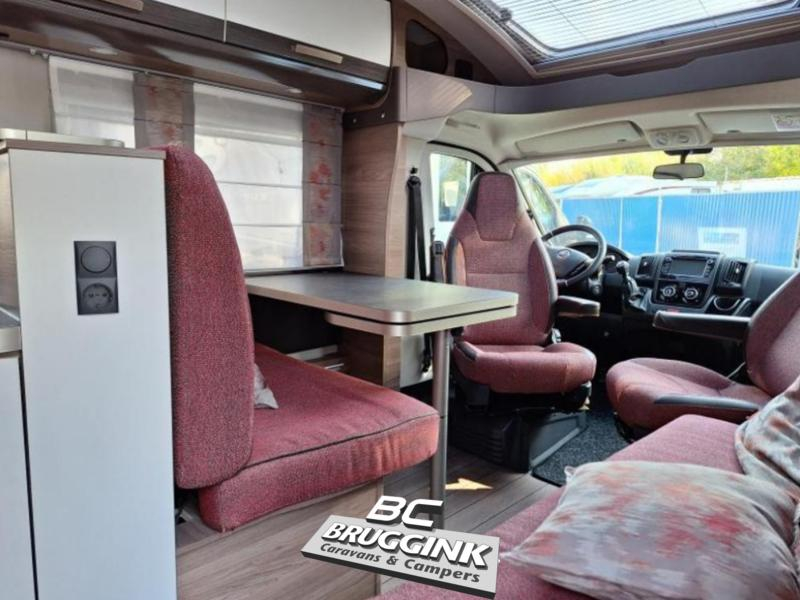 Knaus L!ve Ti 650 MF Cama francesa foto: 4