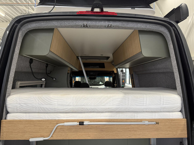 Leaf 4 Sprinter con techo elevable foto: 12