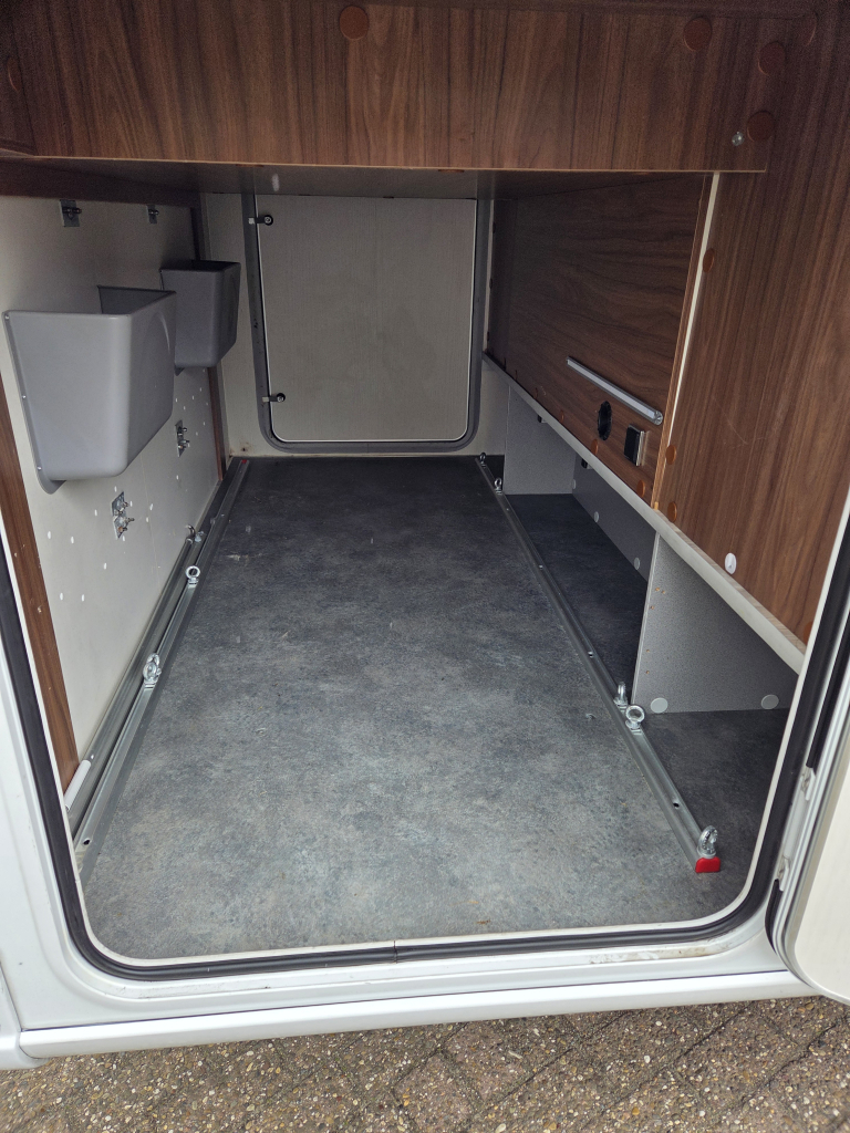 Pilote Sensation P740 Queensbed 2018 foto: 9