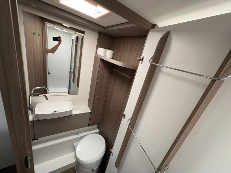 Carado T 459 PRO+ Queen bed + very complete photo: 10