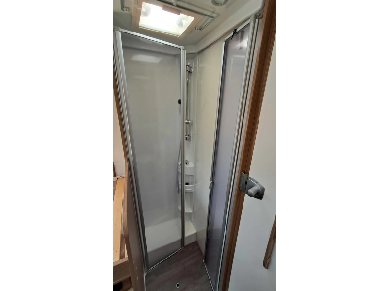 Carado T 447 single beds / Automatic photo: 11