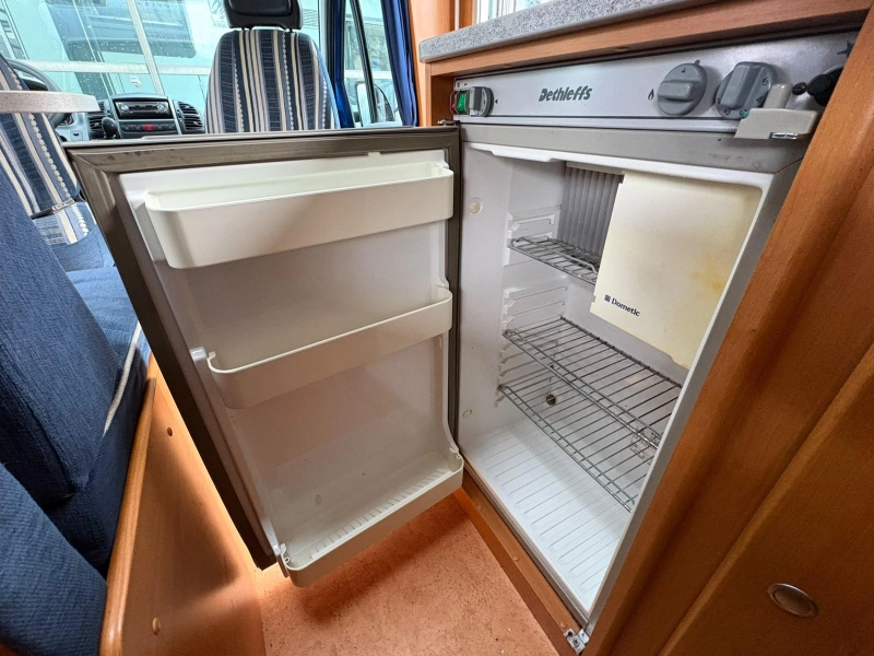 Dethleffs Globebus T 2 Airco,Vastbed,Luifel  foto: 14
