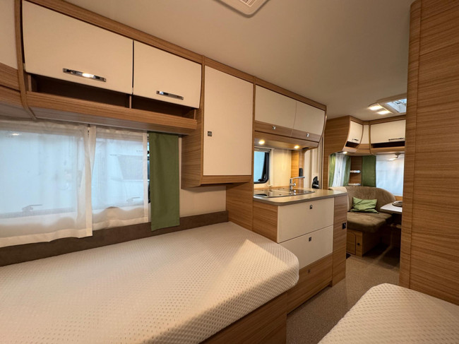 Dethleffs Camper 460 EL foto: 16