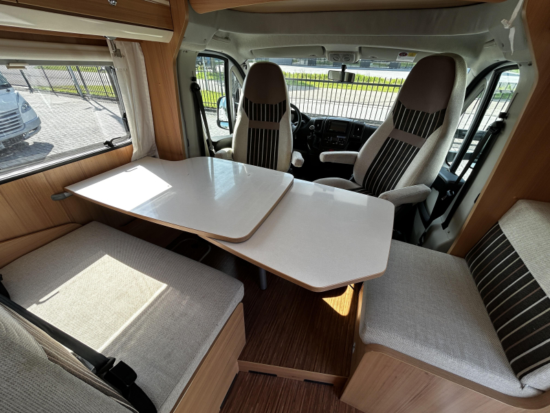 LMC Breezer 714 Alkoof/2013/Enkele-bedden  foto: 9