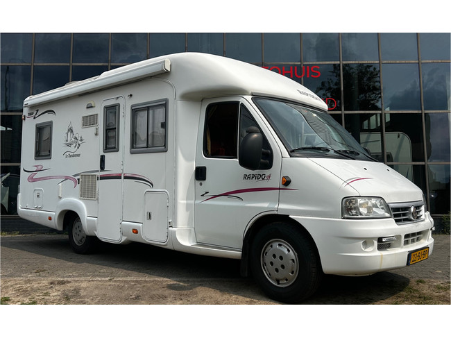 RAPIDO 786F 130PK Top indeling,Elekpakket,Airco,Navi,Achteruitrijcamera foto: 5