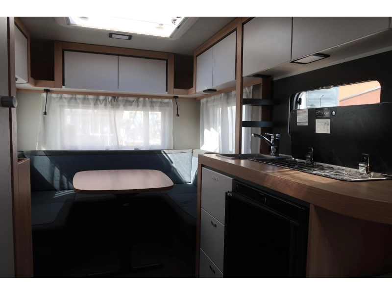 Knaus Sport 450 FU ZGAN, 5 MAANDEN OUD  foto: 14