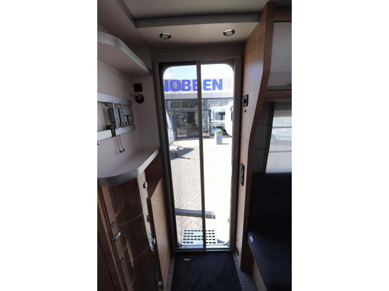 Knaus Sudwind 60 Years 450 FU Luifel/ Campovolo Gas  foto: 16