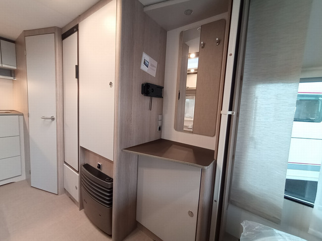 Bürstner Premio 470 TS foto: 11