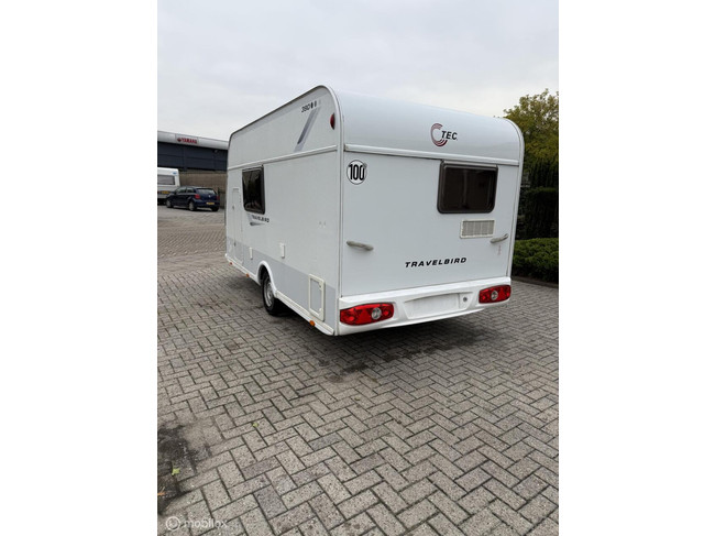 TEC 390 Travelbird voortent foto: 6