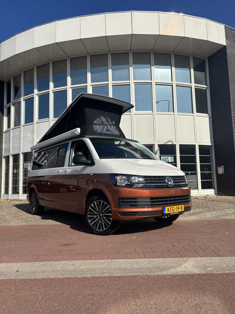 Volkswagen T6 2018 Zweifarbig Foto: 28