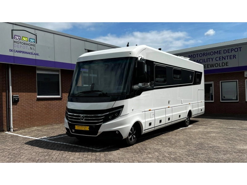 Niesmann+Bischoff Flair 920 ER photo: 2