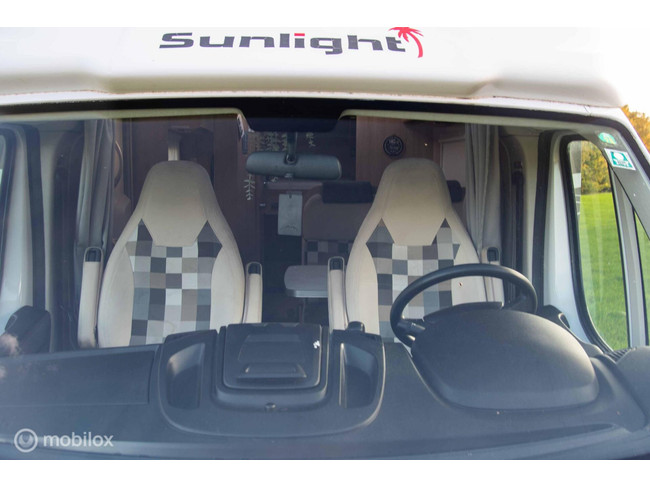 Sunlight T67 L&auml;ngsbetten und Hubbett Foto: 7