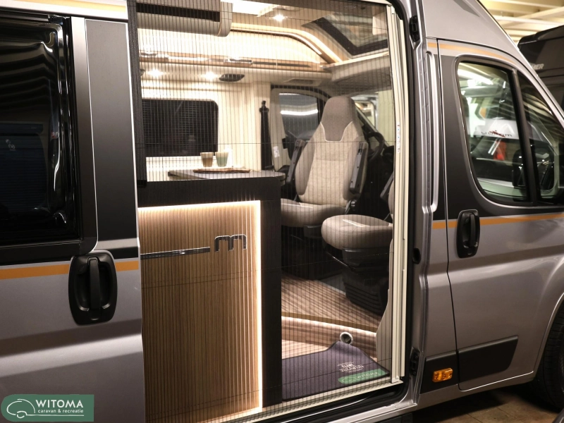 Malibu Van Charming 640 LE Comfort GT Skyview Aut.  foto: 15