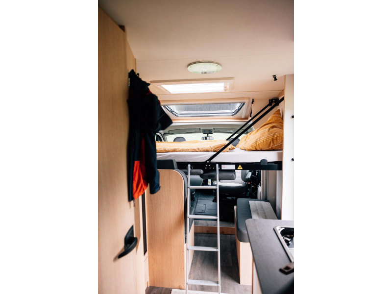 Sunlight V67S Adventure HOGE KOELKAST/ 2X1 BED!!  foto: 22