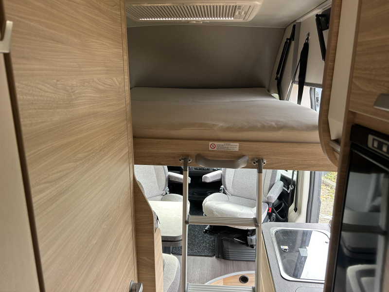 Knaus Boxstar Freeway 630 ME buscamper Automaat 160 PK  foto: 17