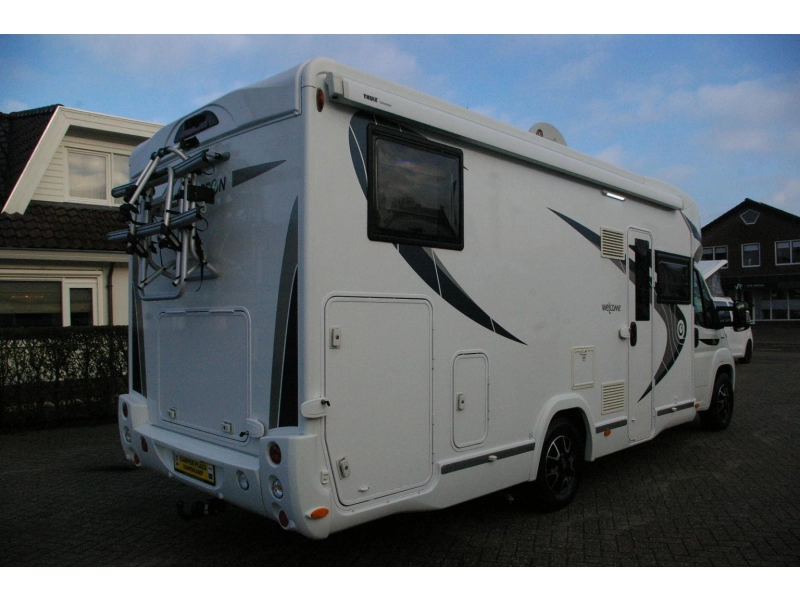 Chausson Welcome 747 GA Enkele bedden, Hefbed.  foto: 2