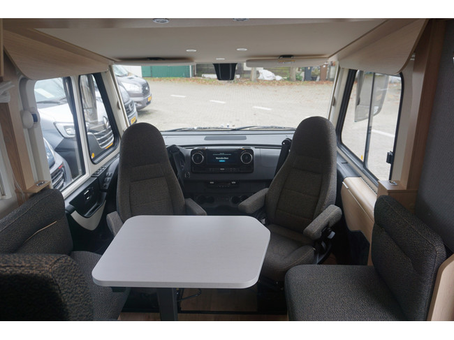 Hymer B MC I 680 Mercedes foto: 12