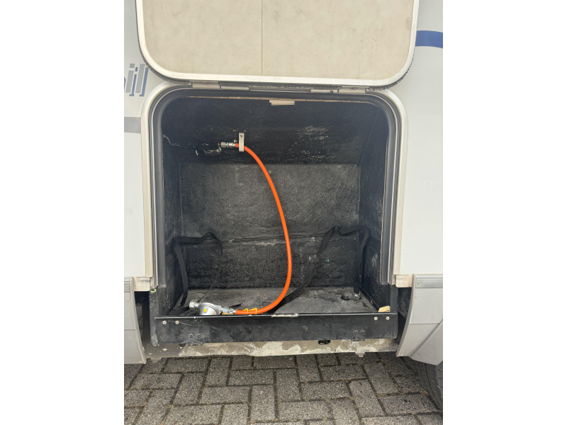 Hymer B544 photo : 18