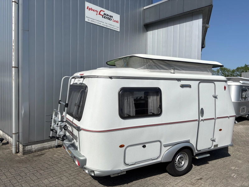 Eriba Touring Triton 418 Fietsendrager/Luifel  foto: 3