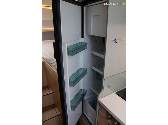 Hymer BMC-I 600 White Line 177cv Autom&aacute;tico | Cama abatible | Camas longitudinales | Control de crucero adaptativo | Chasis SLC | Ventilaci&oacute;n de inodoro SOG | Doble foto de casa: 15