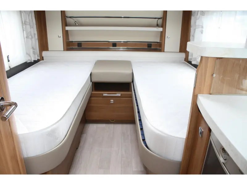 Fendt Saphir 465 TG 2 enkele bedden  foto: 4