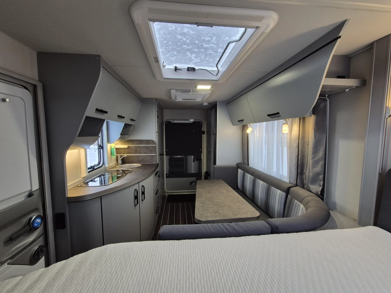 Knaus Sport and Fun 480 QL mover, air conditioning, air tent photo: 13