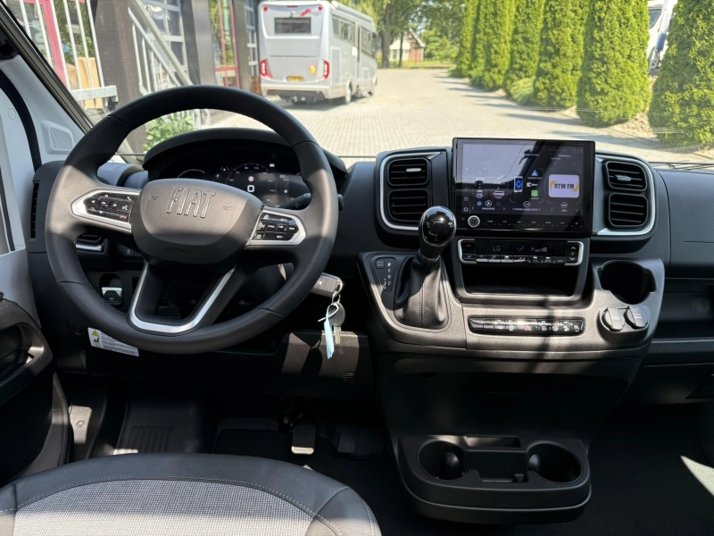 Adria Coral Plus 670 DL Face To Face  foto: 8