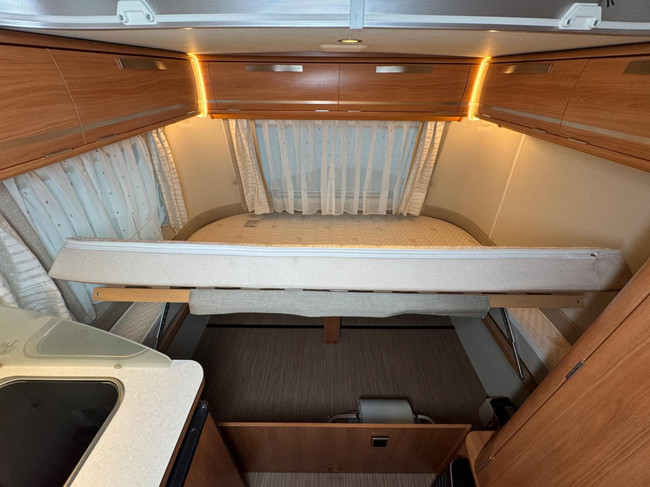 Eriba Touring Triton 430 GT foto: 16