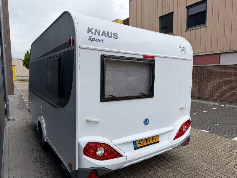 Knaus Sport 400 QD Nieuw staat | Compleet  foto: 4