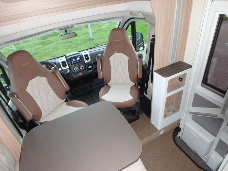B&uuml;rstner Limited T 690 G HISTORIE BEKEND !! Foto: 8