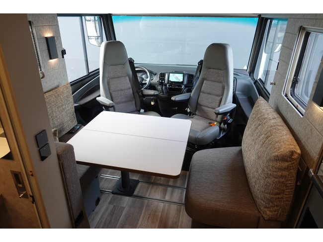 NIESMANN BISCHOFF iSmove 7.3 F 160Hp 9-Speed ​​Aut. | Level system E&P | Roof air conditioning photo: 4