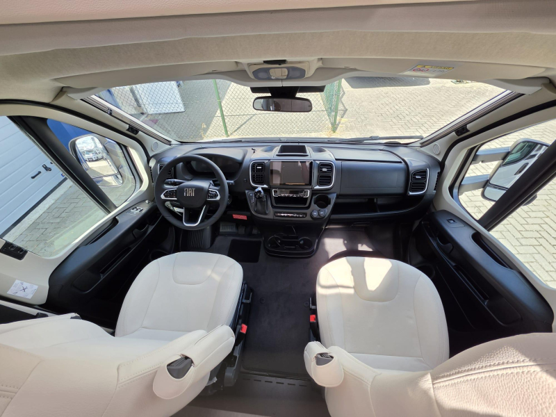 Laika Ecovip L 2009 Titanio 6.6M, Vlakke vloer, LUXE  foto: 2