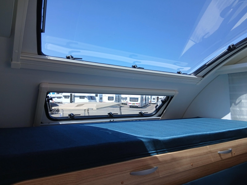 Adria Action 391 PH photo: 10