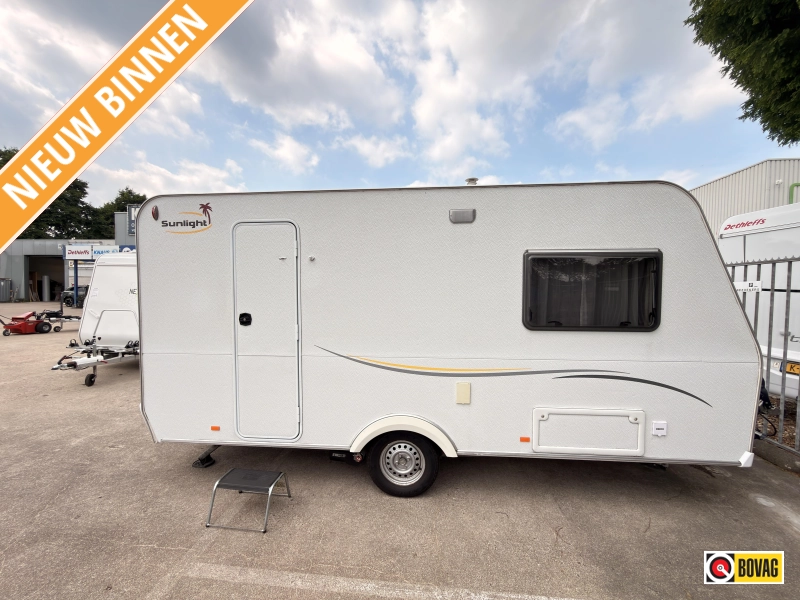 Sunlight Njoy 42 D +mover+avance+portabicicletas foto: 0