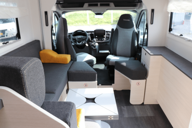 Ocasi&oacute;n joven compacta Chausson Exclusive Line 660 autom&aacute;tica 170 CV (85 foto: 32