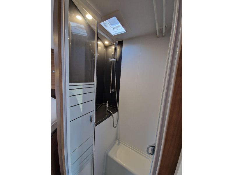 Adria Matrix 640 DC Face to face 2021 Foto: 18