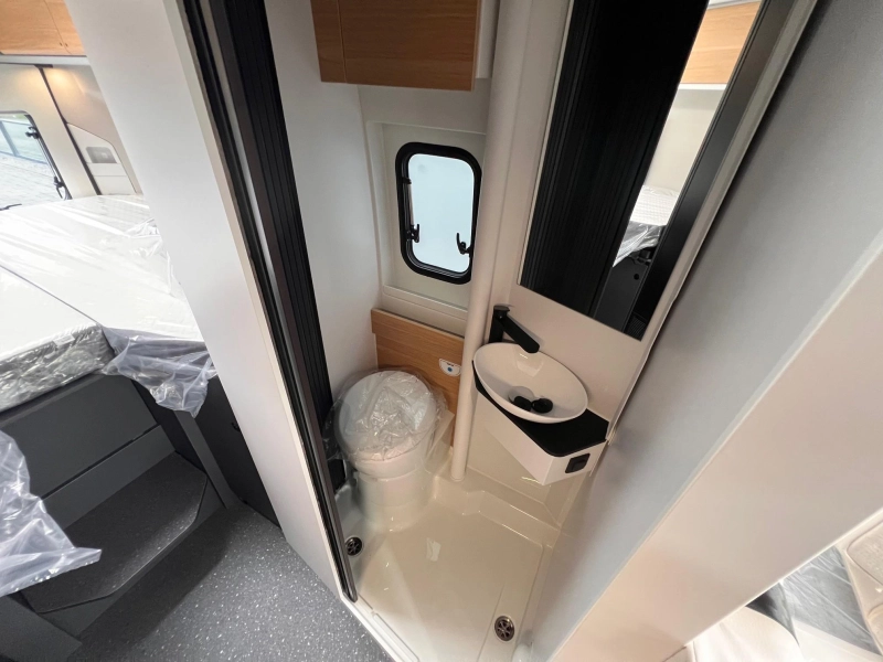 Adria Twin 640 SLB 60 YEARS AUTOMAAT  foto: 6