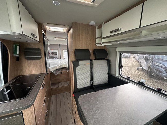 Weinsberg CaraBus 630 ME Fire edition aktiemodel foto: 3