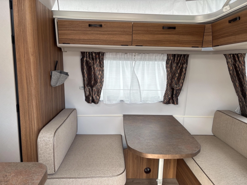 Eriba Touring 550 Legend Ventura Silver photo: 4