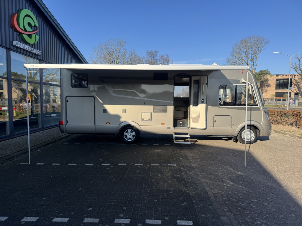 Hymer B680 Starline photo : 5