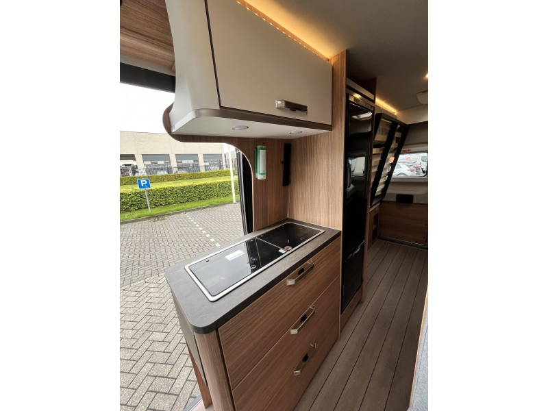 Weinsberg CaraBus 600 MQ Automatik Foto: 5