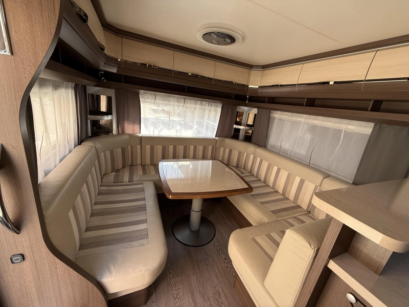 Hobby Prestige 620 CL Top conditie | Compleet  foto: 5