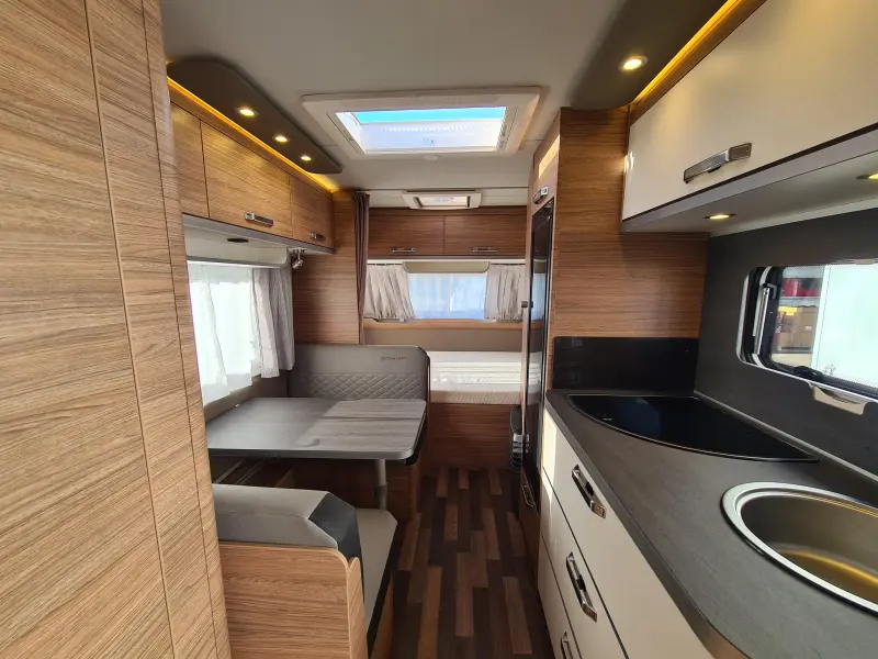 Weinsberg CaraOne Edition HOT 480 QDK 2025, 3 Stapelbedden!  foto: 8