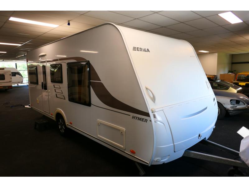 Eriba-Hymer Living 550 Queens bed