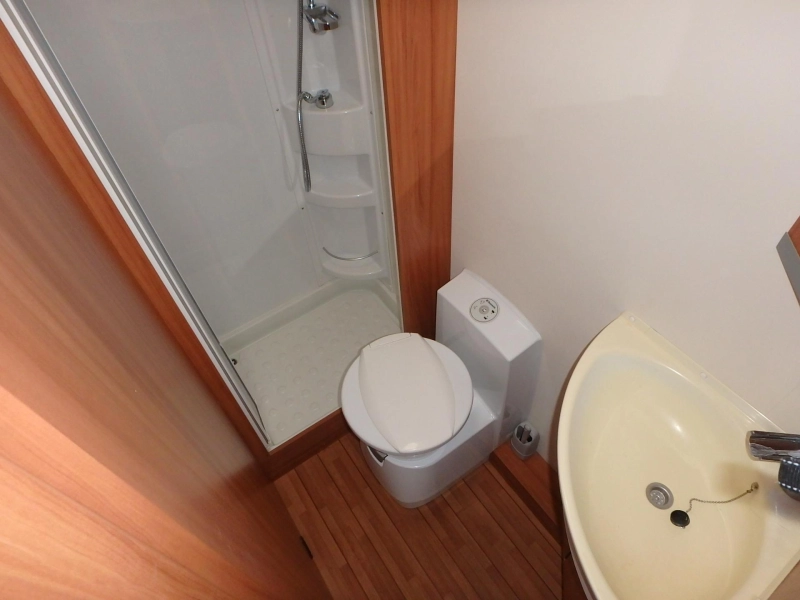Weinsberg CaraLoft 650 MF  foto: 18