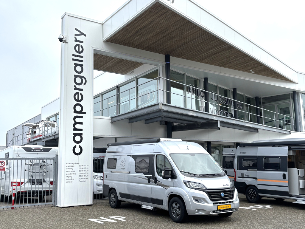 Knaus  BoxStar 600 Platinum Selection 5.99m ENKELE BEDDEN