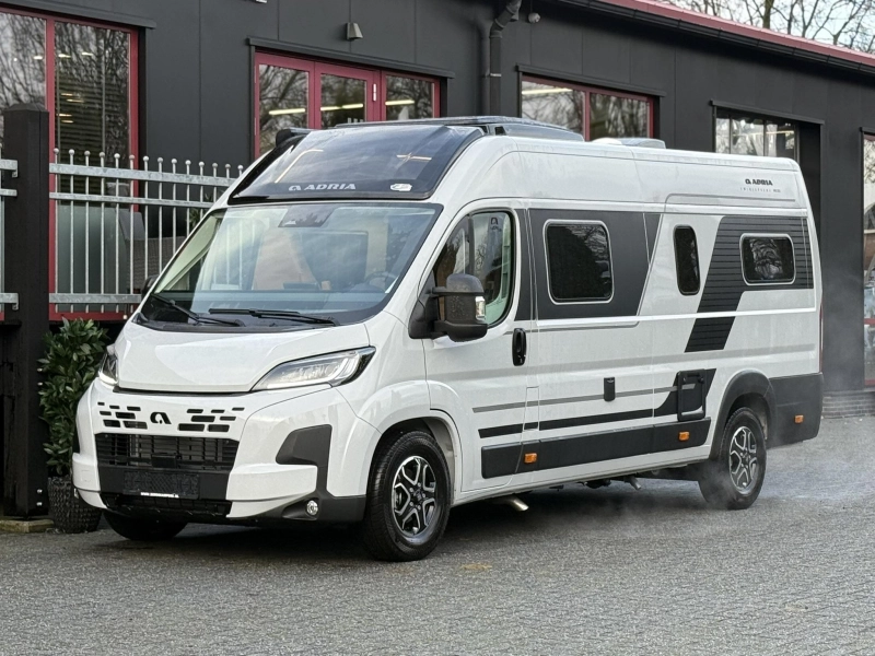 Adria Twin Supreme 640 SGX 180PK - Heavy chassis  foto: 6